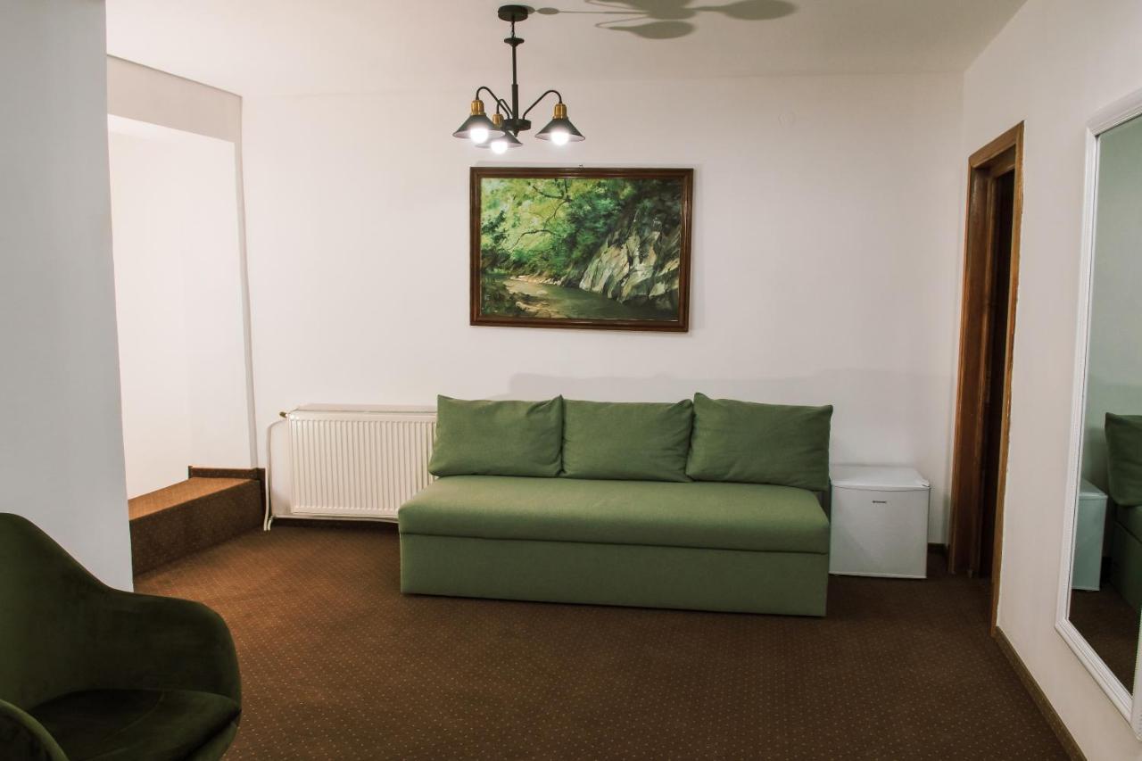 Hotel Cora Bistrita Dış mekan fotoğraf